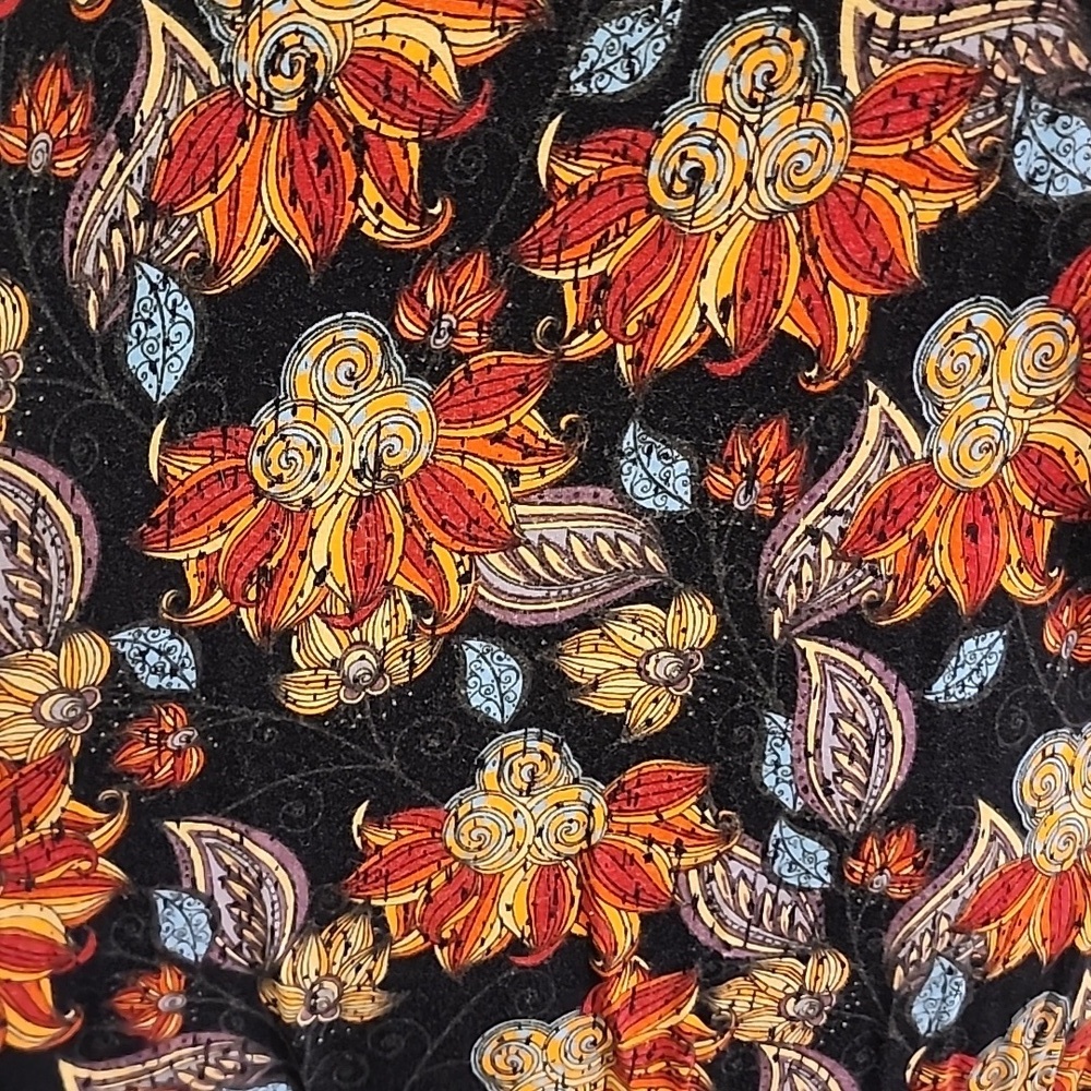 Floral paisley tunic black LLR - Picture 2 of 7